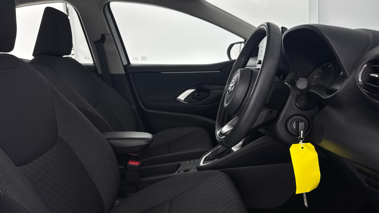 Toyota Yaris 1.5 Hybrid Icon 5dr CVT Hybrid Hatchback